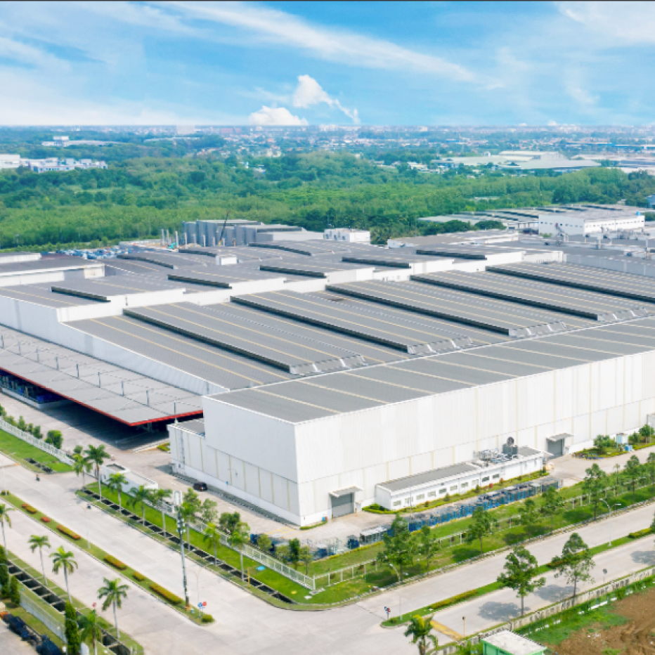 Large-Span Steel Warehouse with Fewer Interior Columns